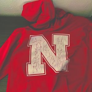 Red Nebraska hoodie size:M brand:champion